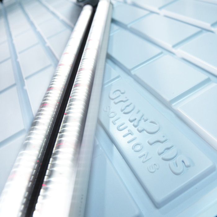 4' under canopy grow light, 4ft under canopy grow light, 4ft interlighting, 4' interlighting, under canopy grow lights, interlighting, 8' under canopy grow light, 8ft under canopy grow light, 8ft interlighting, 8' interlighting, under canopy light